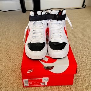 Court Borough Mid 2 (GS)